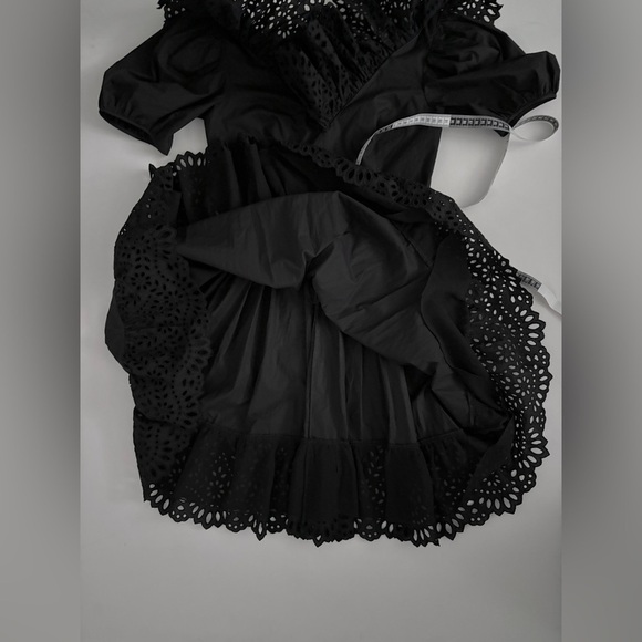 $2K Michael Kors Collection COTTON POPLIN PUFF-SLEEVE EYELET DRESS IN BLACK 6 - Picture 9 of 12